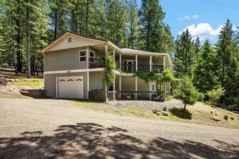 9474 Rockys Rd, Middletown, CA 95461