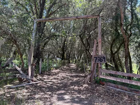 7369 Covey Rd, Forestville, CA 95436