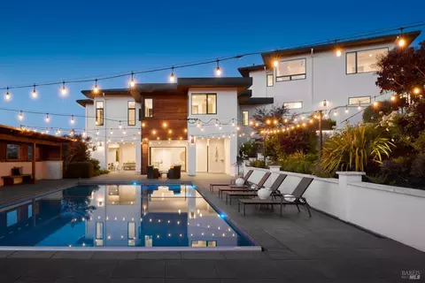 3972 Shelter Glen Way, Santa Rosa, CA 95404