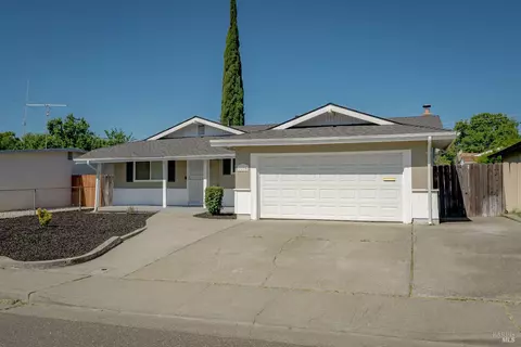 Exterior - 2235 Nottingham Dr, Fairfield, CA 94533 photo 2 of 9