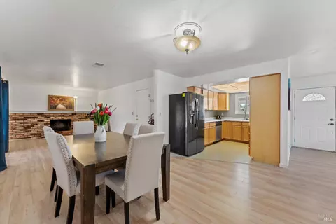 Dining - 2235 Nottingham Dr, Fairfield, CA 94533 photo 1 of 3