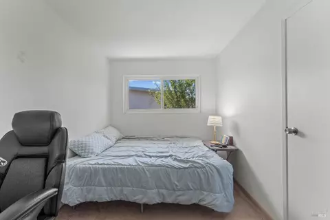 Bedroom - 2235 Nottingham Dr, Fairfield, CA 94533 photo 8 of 8