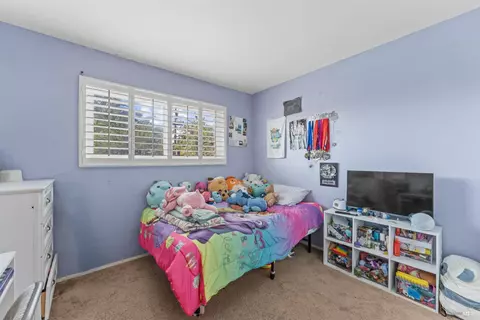 Bedroom - 2235 Nottingham Dr, Fairfield, CA 94533 photo 3 of 8