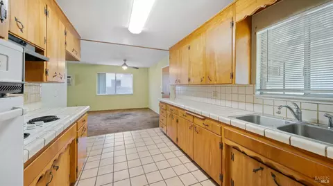Kitchen - 840 Newgate Way, Dixon, CA 95620 photo 1 of 3