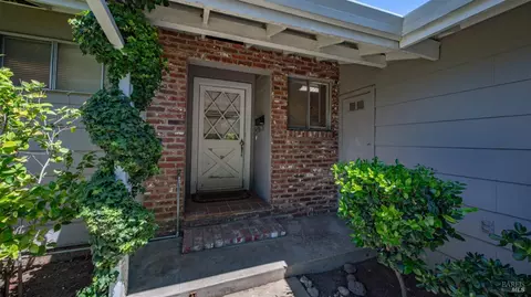 Exterior - 840 Newgate Way, Dixon, CA 95620 photo 5 of 13