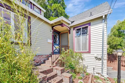 20 Laurel Ave, Petaluma, CA 94952