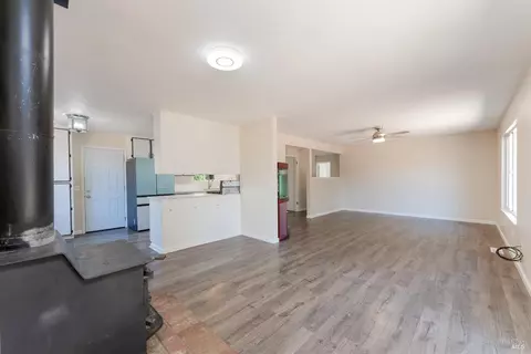 Living - 840 E Gobbi St, Ukiah, CA 95482 photo 2 of 4