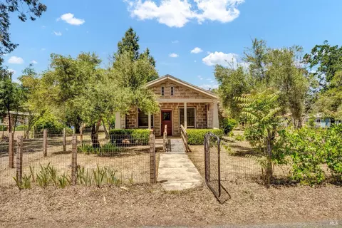 21345 Bush St, Middletown, CA 95461