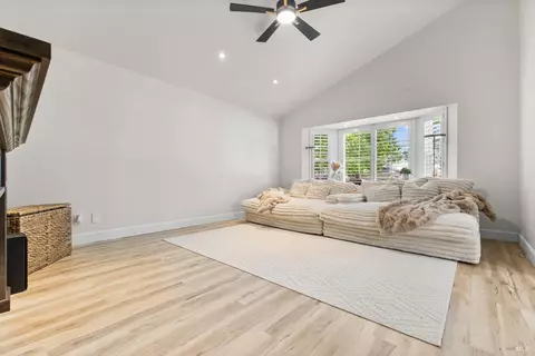 9508 Jessica Dr, Windsor, CA 95492 photo 9