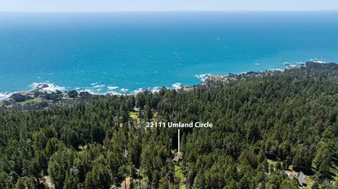 22111 Umland Cir, Jenner, CA 95450