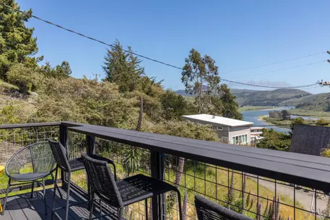 View/Area - 10800 Rock Point Dr, Jenner, CA 95450 photo 5 of 18