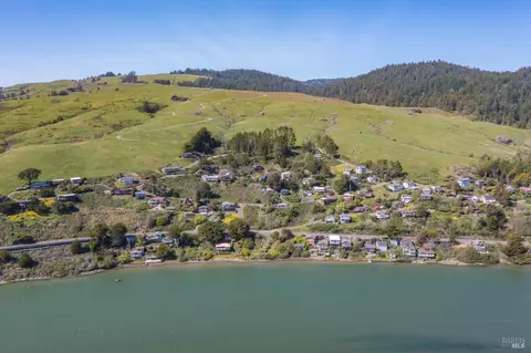 View/Area - 10800 Rock Point Dr, Jenner, CA 95450 photo 12 of 18