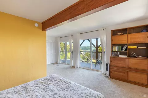 Bedroom - 10800 Rock Point Dr, Jenner, CA 95450 photo 6 of 6