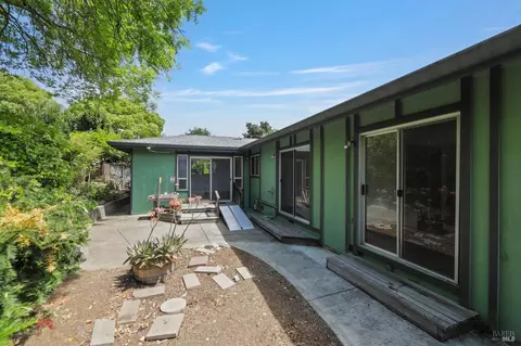 Exterior - 459 Maple Ave, Vallejo, CA 94591 photo 8 of 36