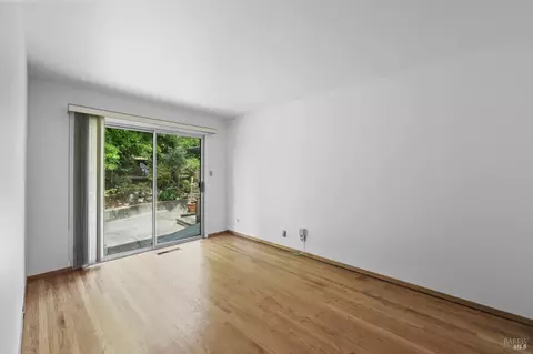 Bedroom - 459 Maple Ave, Vallejo, CA 94591 photo 5 of 10