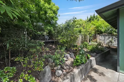Exterior - 459 Maple Ave, Vallejo, CA 94591 photo 17 of 36