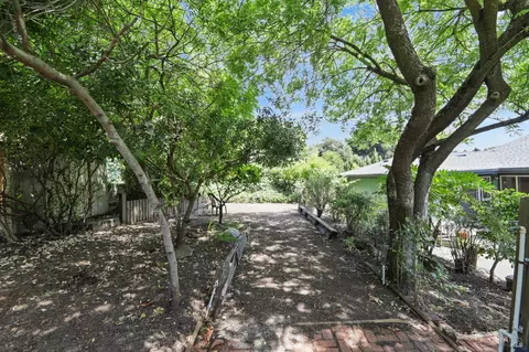 Exterior - 459 Maple Ave, Vallejo, CA 94591 photo 16 of 36