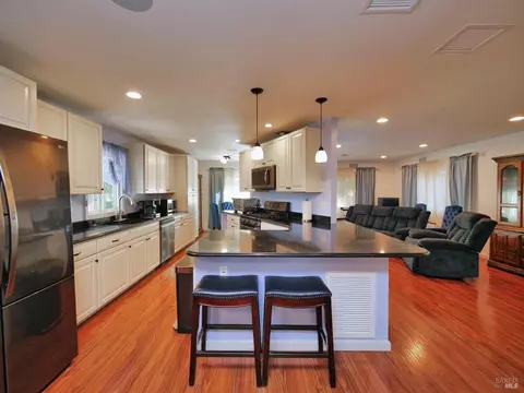87 Gloria Ct, Vallejo, CA 94590