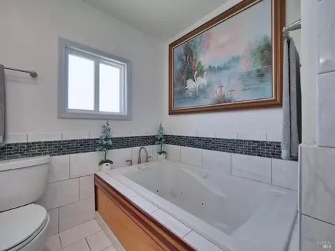 87 Gloria Ct, Vallejo, CA 94590 photo 6