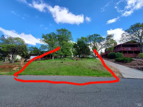 17456 Meadow View Dr, Hidden Valley Lake, CA 95467