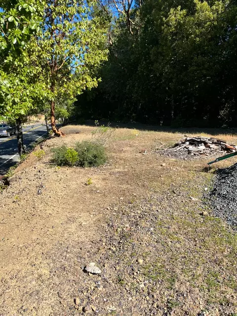 2185 Primrose Dr, Willits, CA 95490