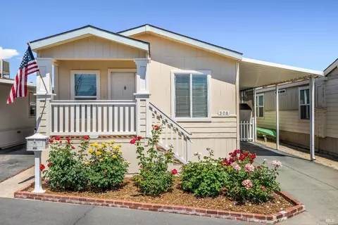 306 Mark Way, Napa, CA 94558