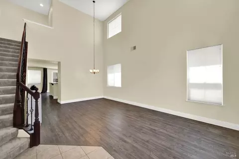 Living - 2467 Flatley Cir, Fairfield, CA 94533 photo 1 of 8