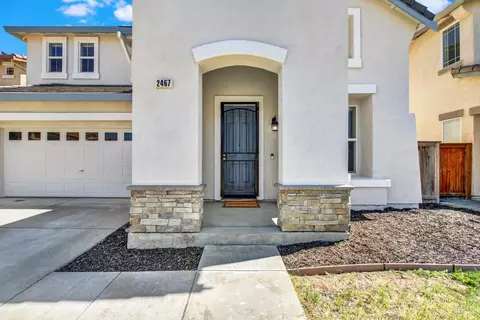 Exterior - 2467 Flatley Cir, Fairfield, CA 94533 photo 6 of 17
