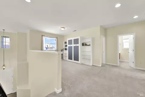 Entry Way - 2467 Flatley Cir, Fairfield, CA 94533 photo 4 of 5