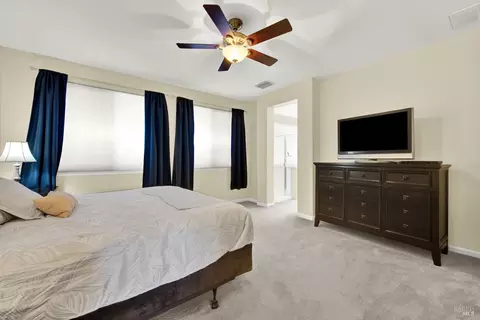 Bedroom - 2467 Flatley Cir, Fairfield, CA 94533 photo 3 of 7