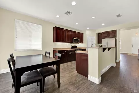 Kitchen - 2467 Flatley Cir, Fairfield, CA 94533 photo 2 of 11