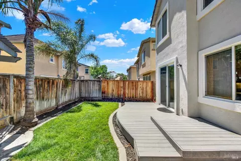 Exterior - 2467 Flatley Cir, Fairfield, CA 94533 photo 12 of 17