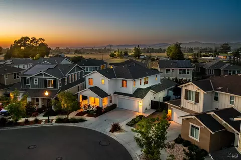 2579 Estery Ln, Santa Rosa, CA 95403