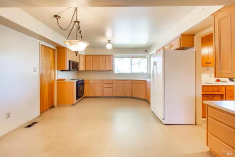 815 Sunset Dr, Dixon, CA 95620 photo 10