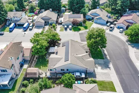 View/Area - 1865 Derby Dr, Dixon, CA 95620 photo 3 of 5
