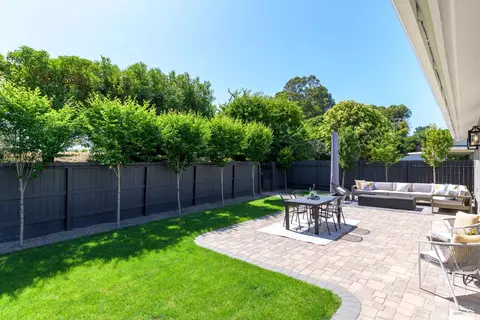 Exterior - 50 Pine Ter, Tiburon, CA 94920 photo 8 of 9