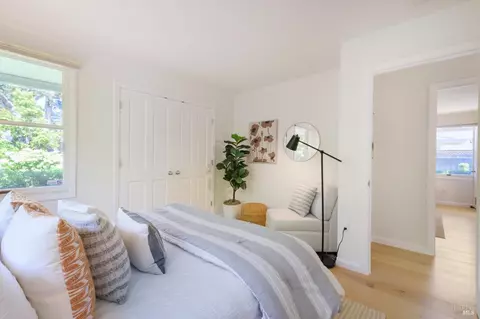 Bedroom - 50 Pine Ter, Tiburon, CA 94920 photo 5 of 5