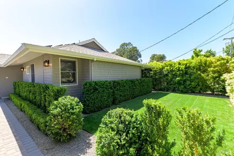 Exterior - 50 Pine Ter, Tiburon, CA 94920 photo 2 of 9