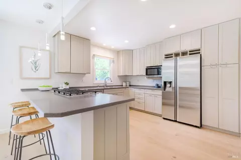 Kitchen - 50 Pine Ter, Tiburon, CA 94920 photo 1 of 2