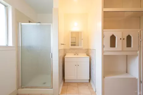 Bath - 8419 Spring Dr, Forestville, CA 95436 photo 1 of 1