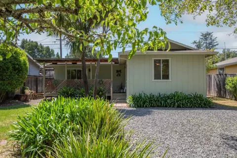 8419 Spring Dr, Forestville, CA 95436