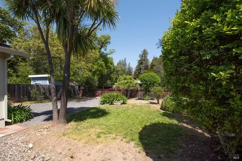 Exterior - 8419 Spring Dr, Forestville, CA 95436 photo 4 of 6