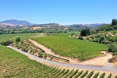 1200-1201 Rogers School Ln, Healdsburg, CA 95448