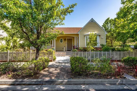 Exterior - 412 Saunders Dr, Sonoma, CA 95476 photo 2 of 13