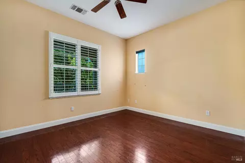 Bedroom - 412 Saunders Dr, Sonoma, CA 95476 photo 1 of 5