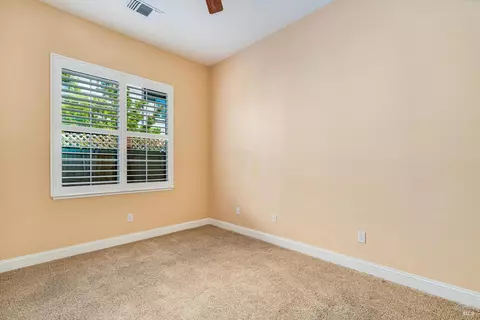 Bedroom - 412 Saunders Dr, Sonoma, CA 95476 photo 2 of 5