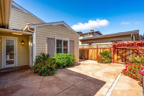 Exterior - 412 Saunders Dr, Sonoma, CA 95476 photo 6 of 13