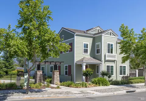 2184 Eva St, Napa, CA 94559