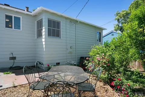 Exterior - 1408 Carl Ave, Vallejo, CA 94590 photo 4 of 6