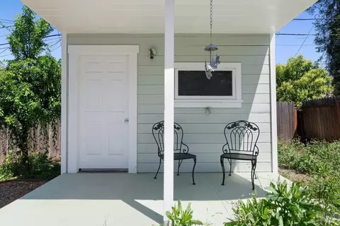 Exterior - 1408 Carl Ave, Vallejo, CA 94590 photo 5 of 6